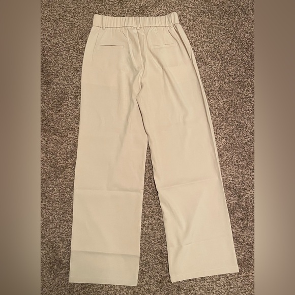 Daisy Grace Taupe Wide-Leg Pants *NWOT* - Picture 7 of 8